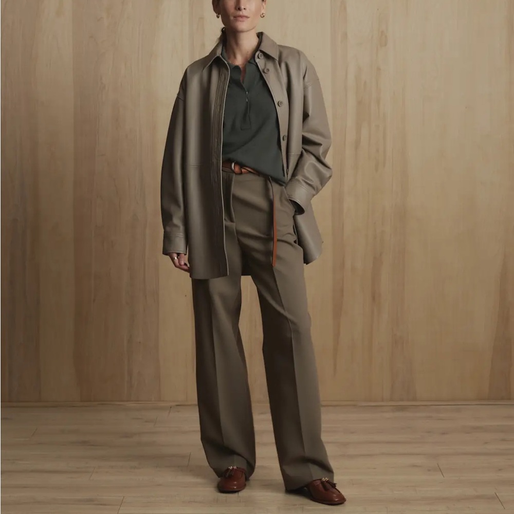 NWT 💚 QUINCE Olive Stretch Crepe Pleated Wide Leg Pants; Size 6, 30L - Picture 3 of 16